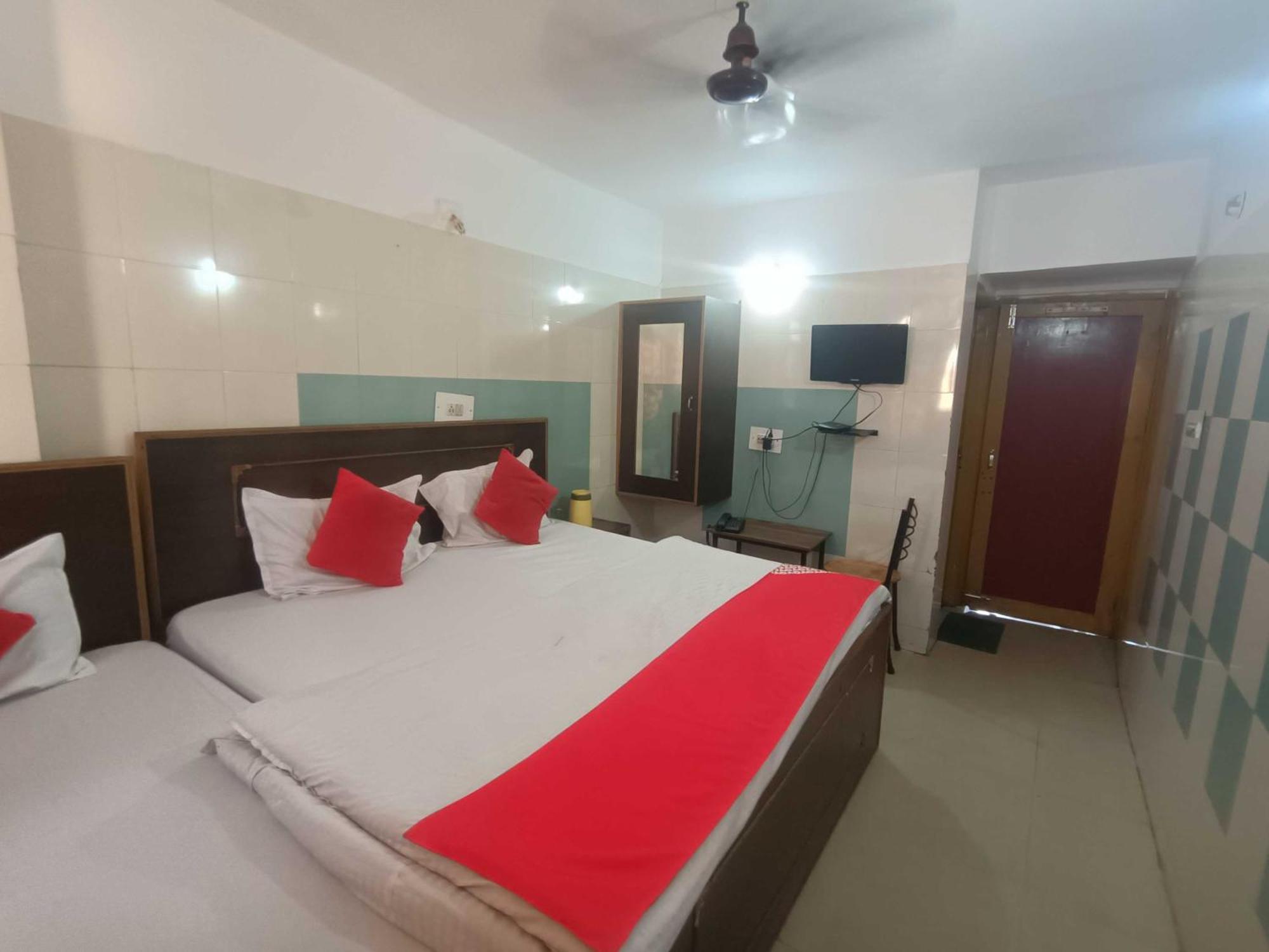 Hotel O Ajay Джамму Екстер'єр фото